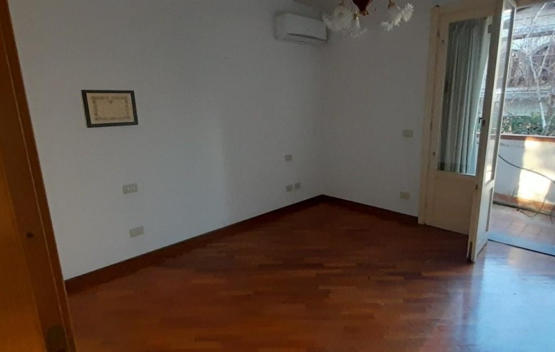 Appartamento in vendita a Massa