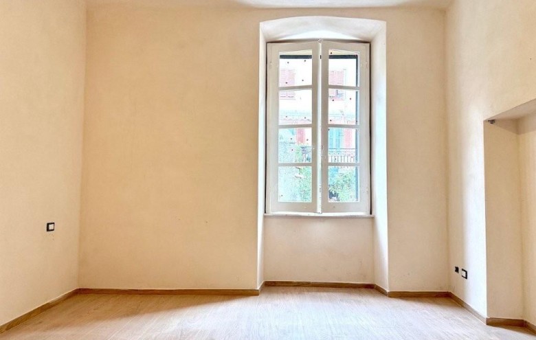 Appartamento in vendita a Massa