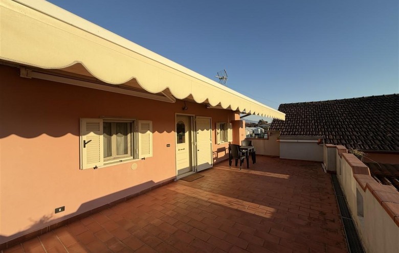 Villa singola in vendita a Massa