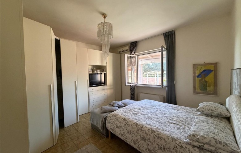 Villa singola in vendita a Massa