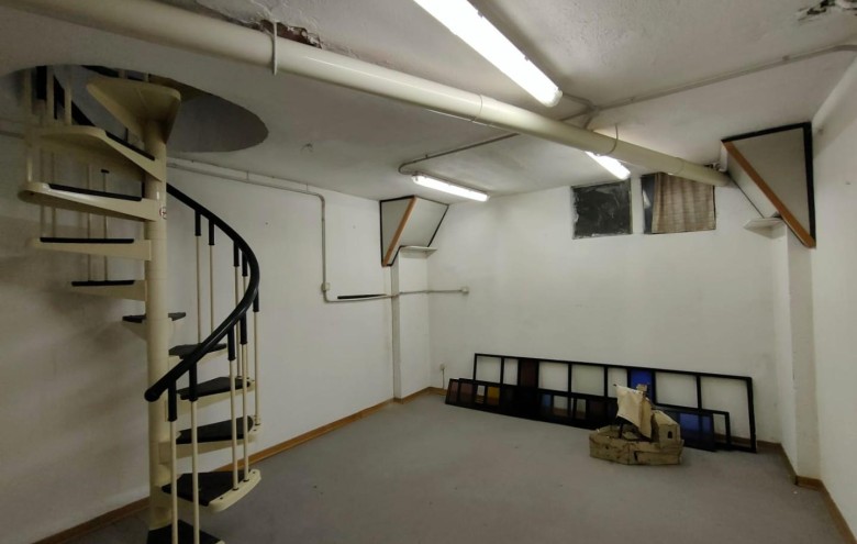 Ufficio in affitto a Massa