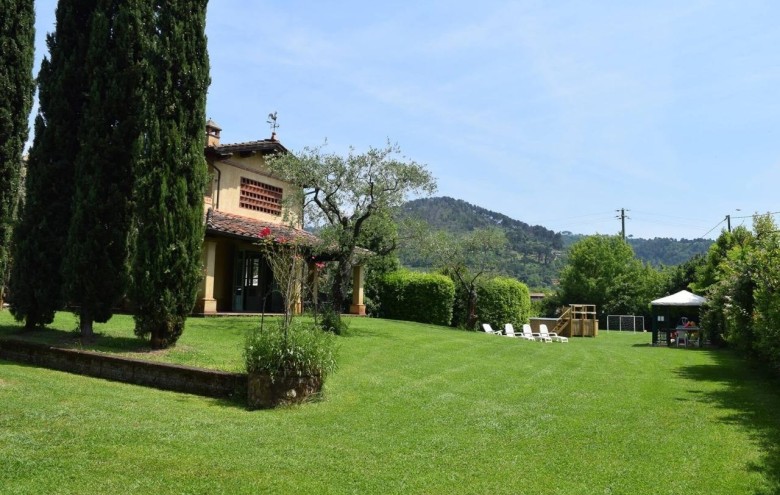 Rustico in vendita a Camaiore