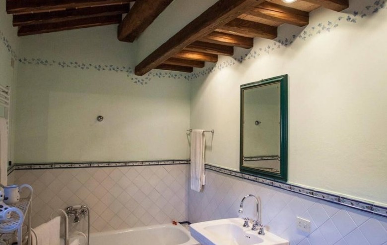 Rustico in vendita a Camaiore