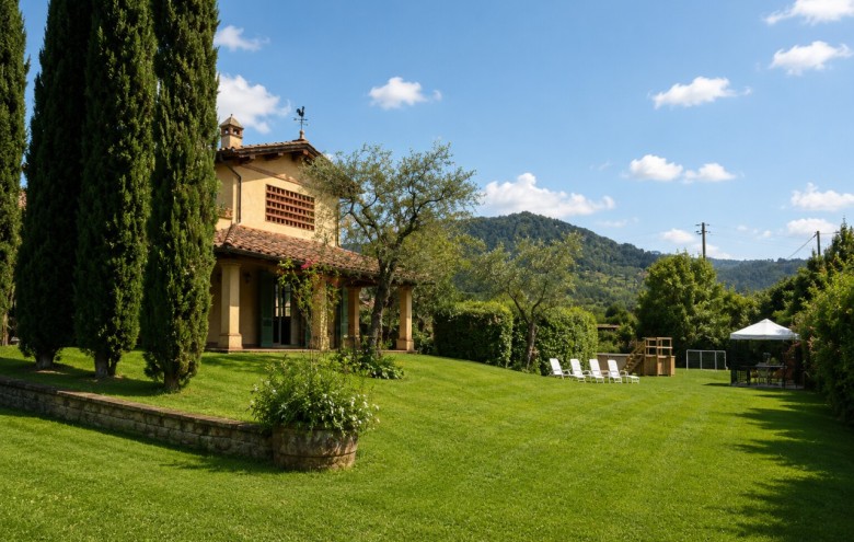 Rustico in vendita a Camaiore