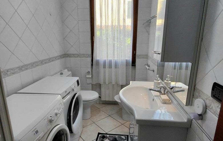 Appartamento in vendita a Massa