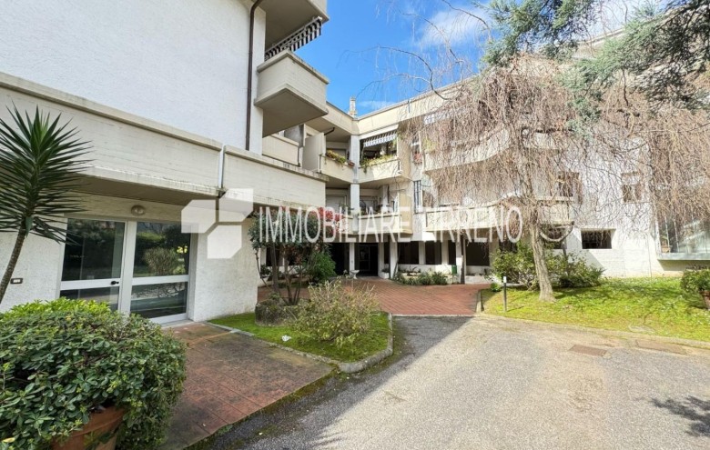 Appartamento in vendita a Massa