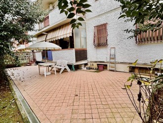 Appartamento in vendita a Massa