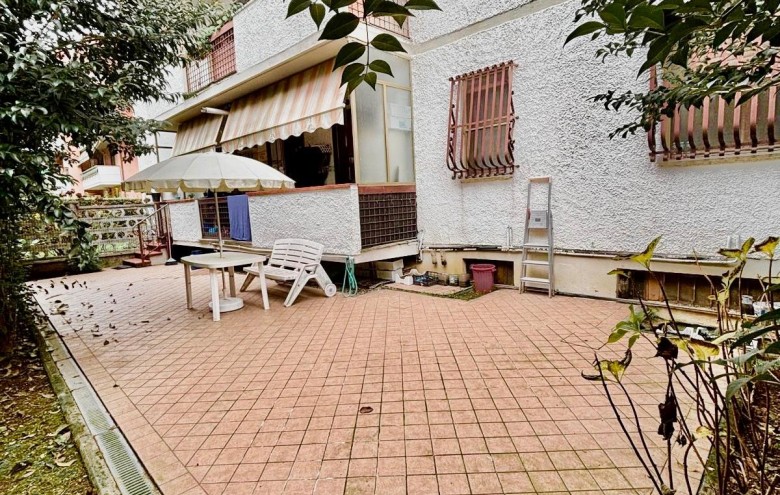 Appartamento in vendita a Massa