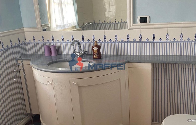 Appartamento in vendita a Viareggio