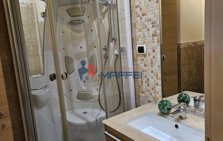 Appartamento in vendita a Viareggio