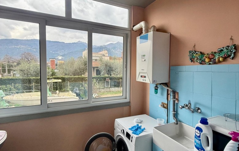 Appartamento in affitto a Montignoso