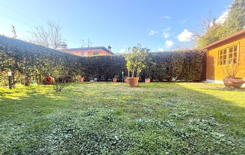 Villetta a schiera in vendita a Massa