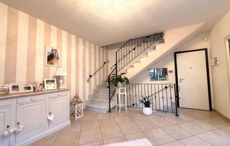 Villetta a schiera in vendita a Massa