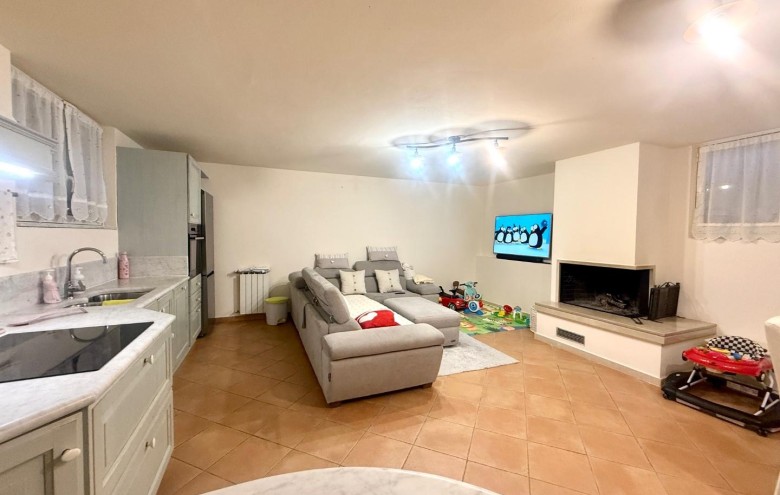 Villetta a schiera in vendita a Massa