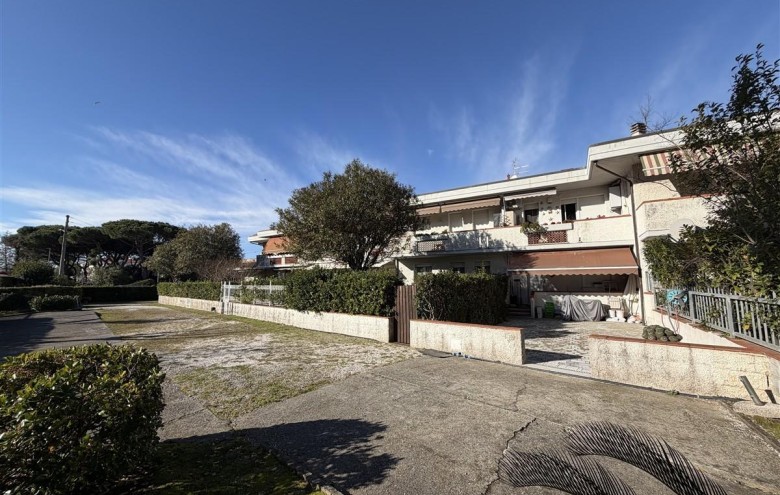 Appartamento in vendita a Massa