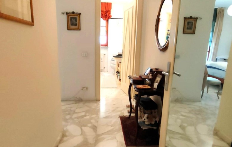 Appartamento in vendita a Massa