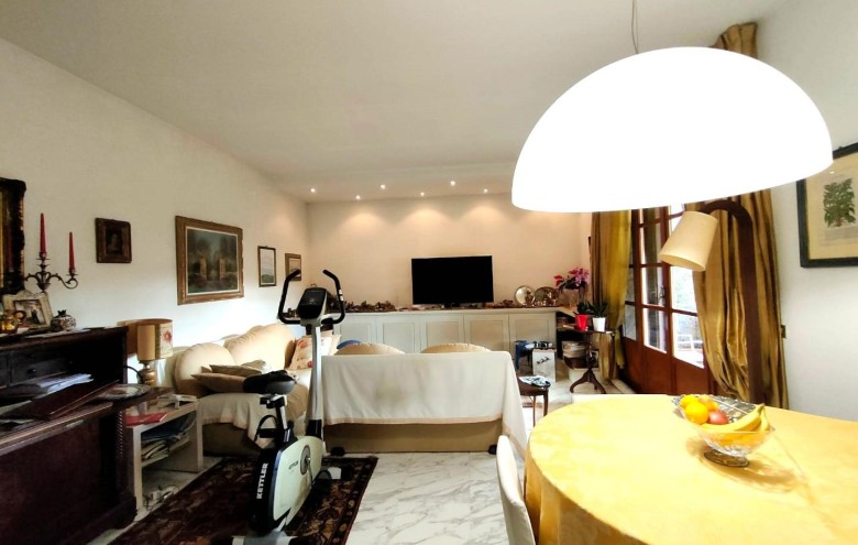 Appartamento in vendita a Massa