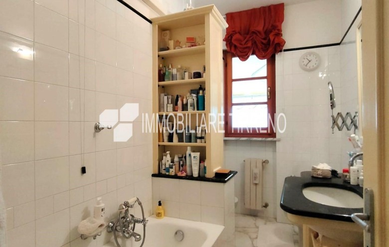 Appartamento in vendita a Massa