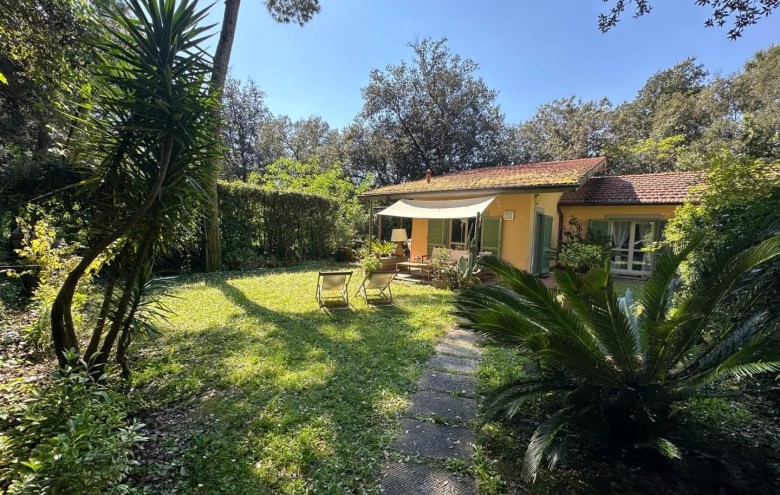 Villetta a schiera in vendita a Massa