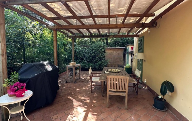 Villetta a schiera in vendita a Massa