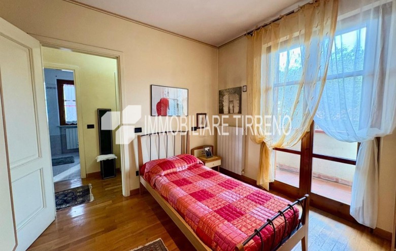 Villa singola in vendita a Massa