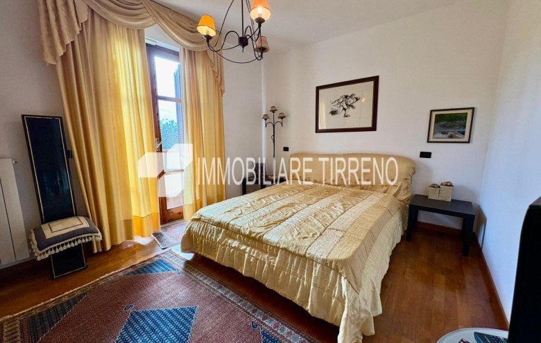 Villa singola in vendita a Massa