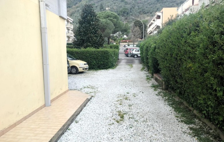 Appartamento in vendita a Massa