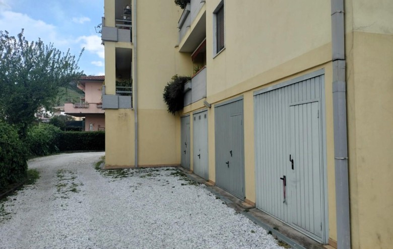 Appartamento in vendita a Massa