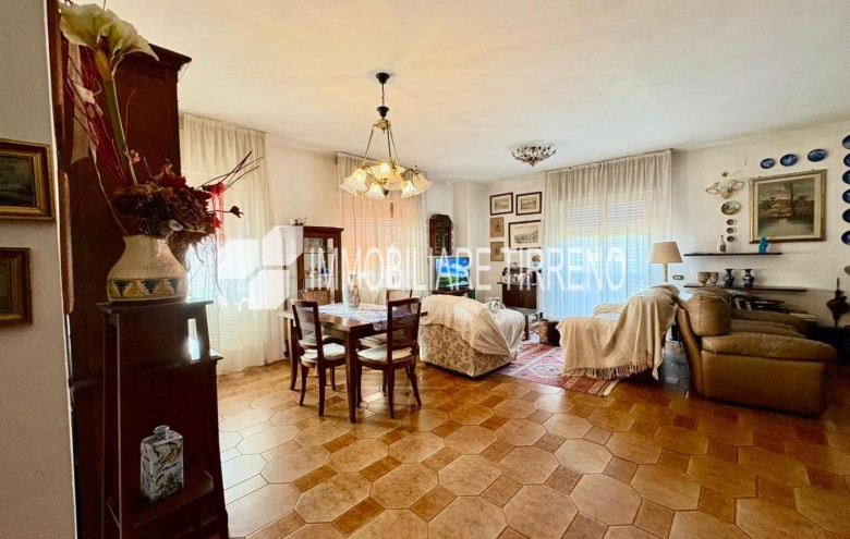 Appartamento in vendita a Massa