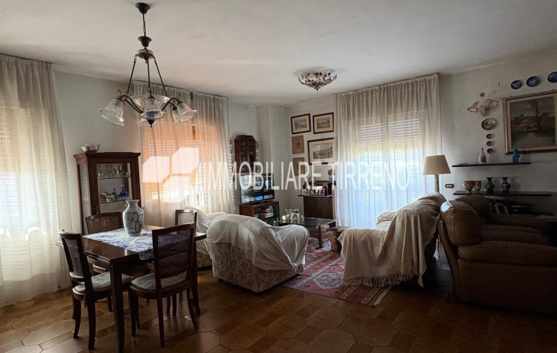 Appartamento in vendita a Massa