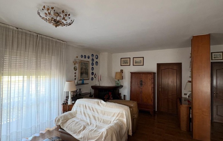 Appartamento in vendita a Massa