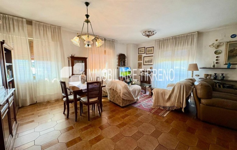 Appartamento in vendita a Massa