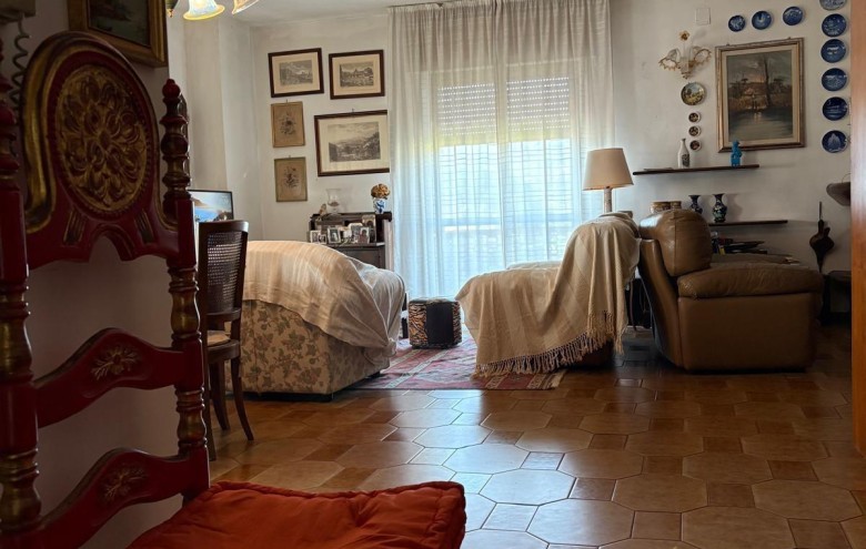 Appartamento in vendita a Massa