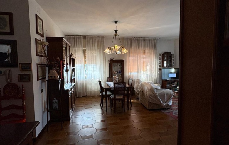 Appartamento in vendita a Massa