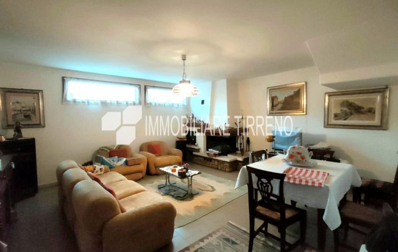 Villetta a schiera in vendita a Massa