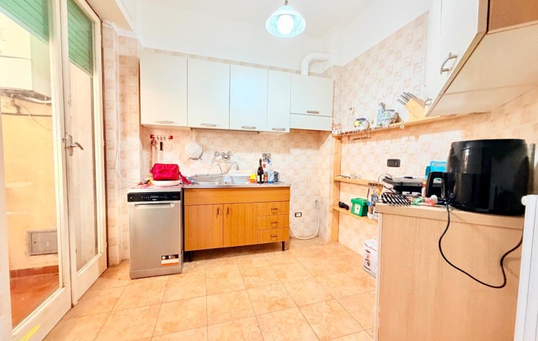 Appartamento in vendita a Massa