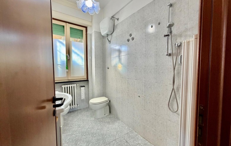 Appartamento in vendita a Massa