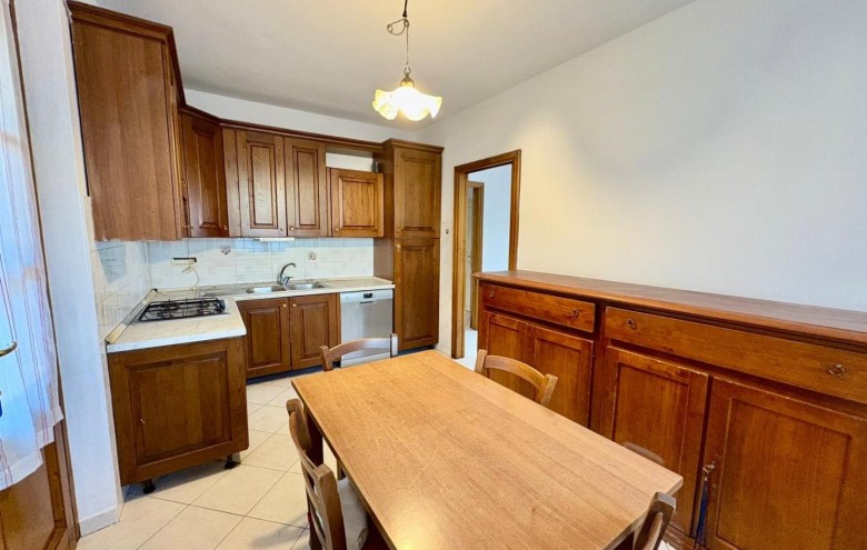 Bifamiliare in vendita a Massa