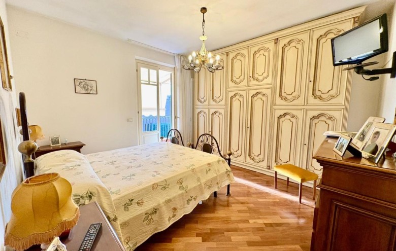 Villa singola in vendita a Massa