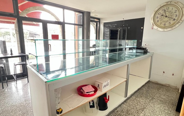 Attività Commerciale in vendita a Massa