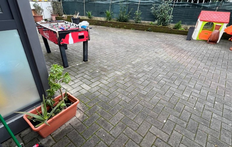 Attività Commerciale in vendita a Massa