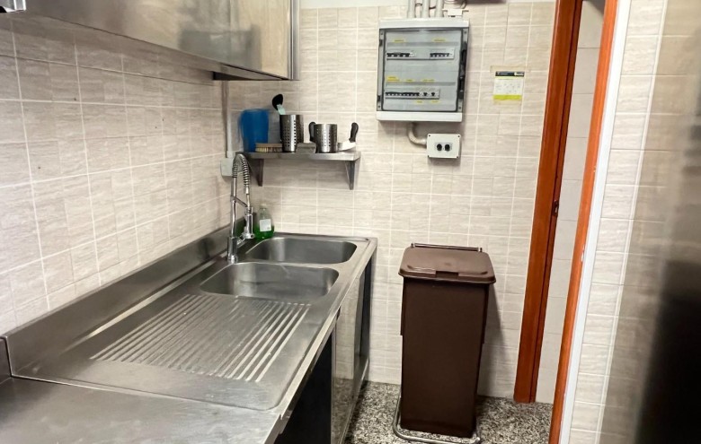 Attività Commerciale in vendita a Massa