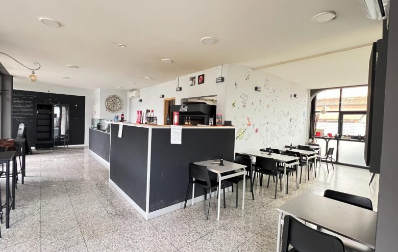 Attività Commerciale in vendita a Massa