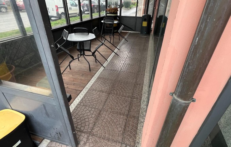 Attività Commerciale in vendita a Massa