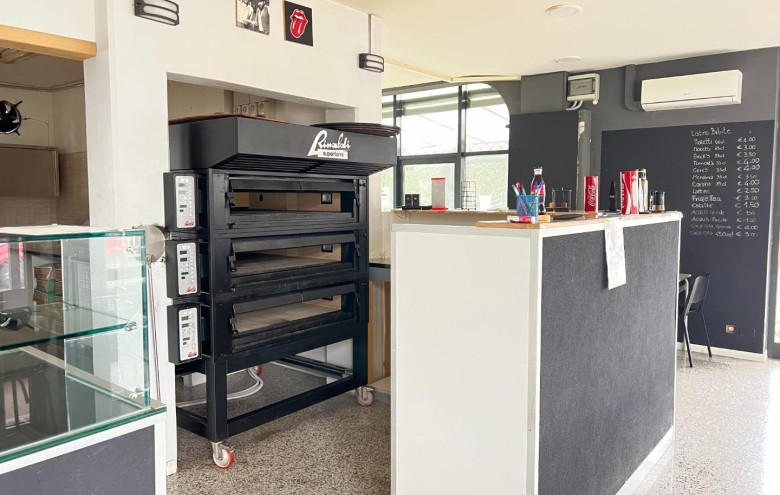 Attività Commerciale in vendita a Massa