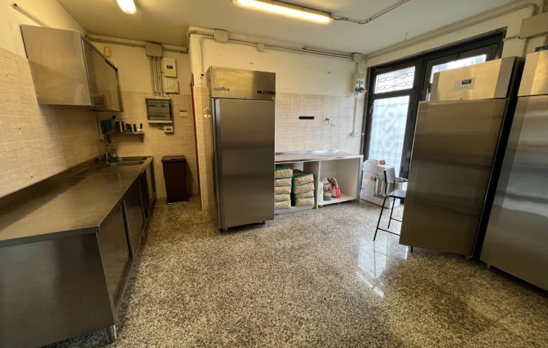 Attività Commerciale in vendita a Massa