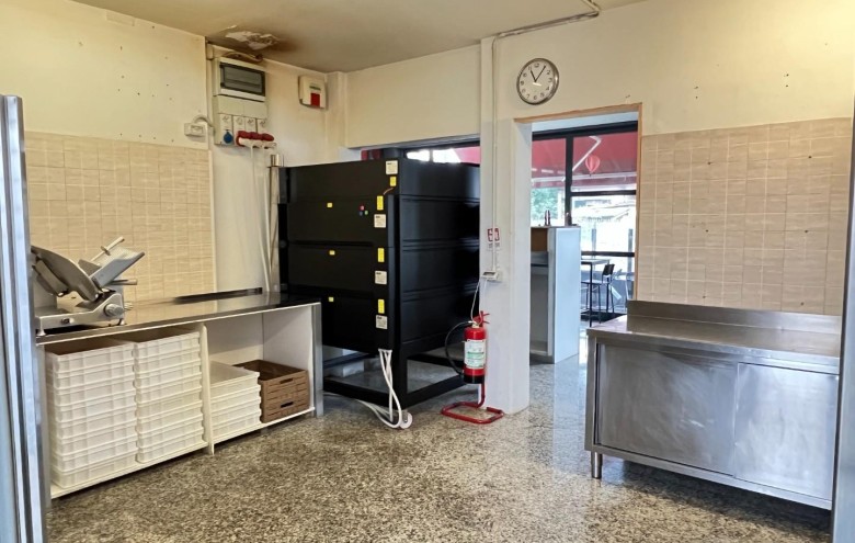 Attività Commerciale in vendita a Massa