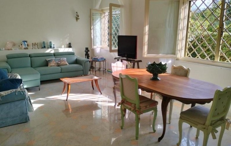 Appartamento in vendita a Massa