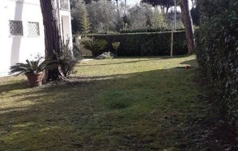 Appartamento in vendita a Massa