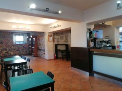 locale-commerciale-in-vendita-a-avenza